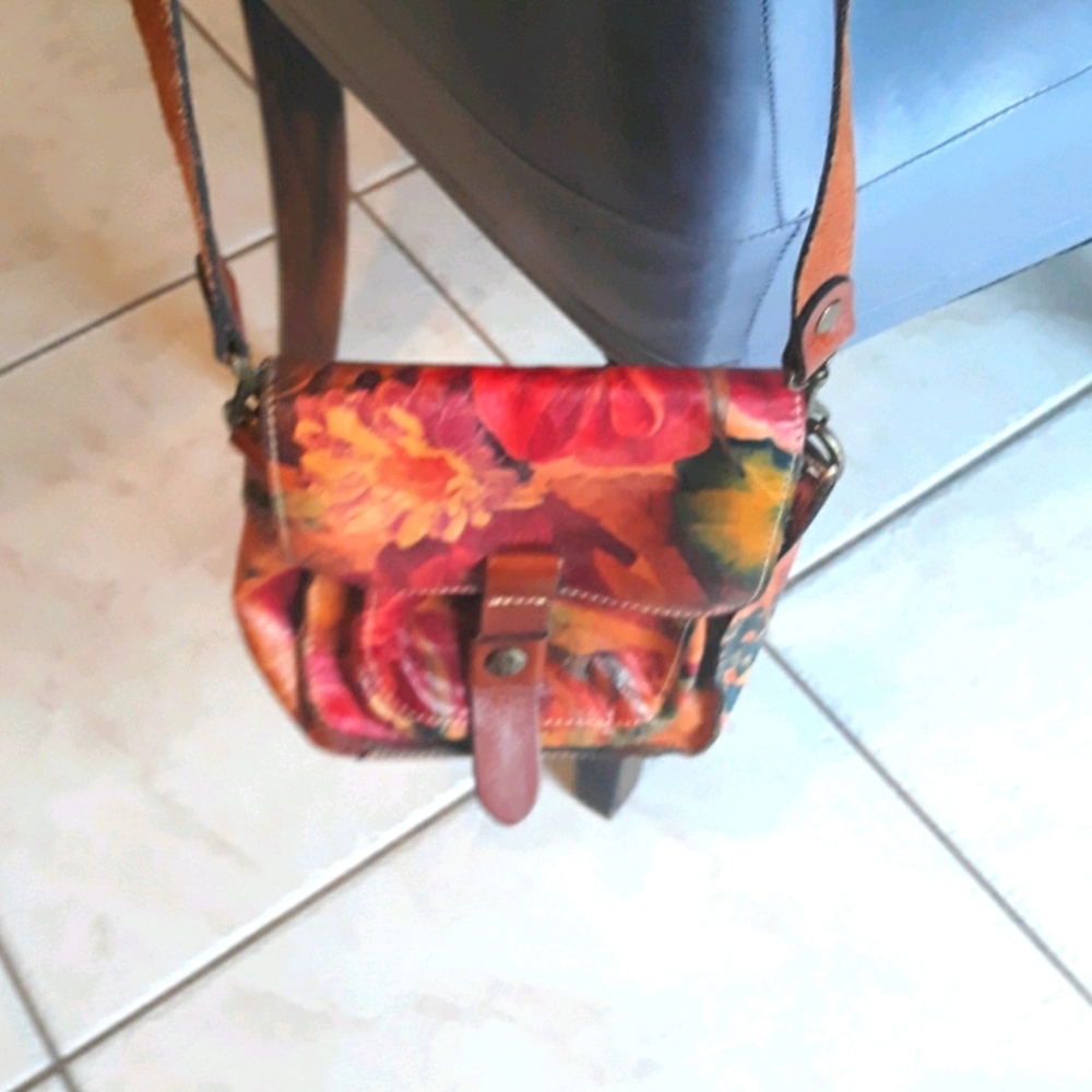 Patricia Nash real leather bag